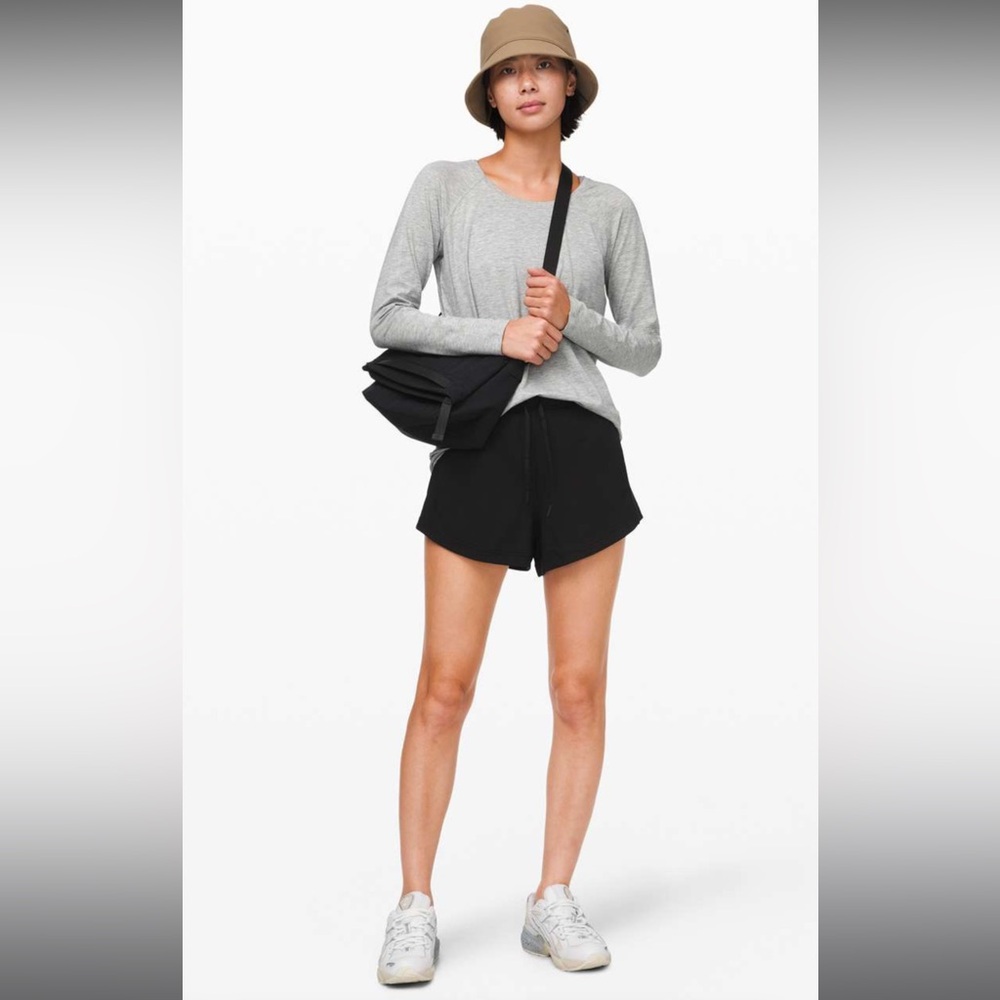 Lululemon Emerald Long Sleeve Heathered Core Light Grey 6